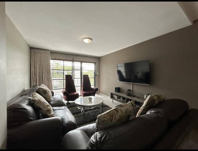 2 BEDROOM PROPERTY TO RENT IN BRYANSTON